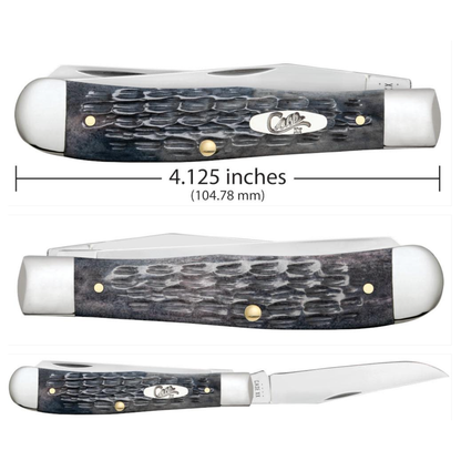 Trapper knife with measurement details on a white background