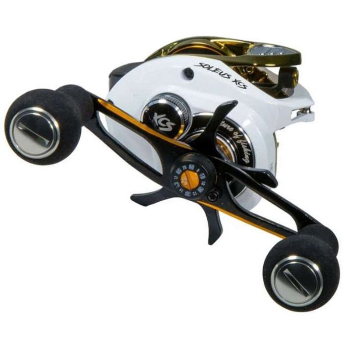 FAVORITE SOLEUS XCS WHITE/GOLD  BAITCAST REEL