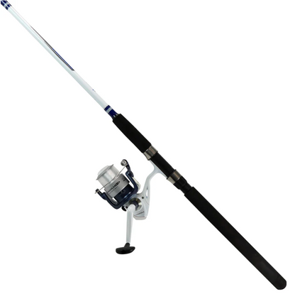 Okuma Tundra Baitfeeder Combo on white background