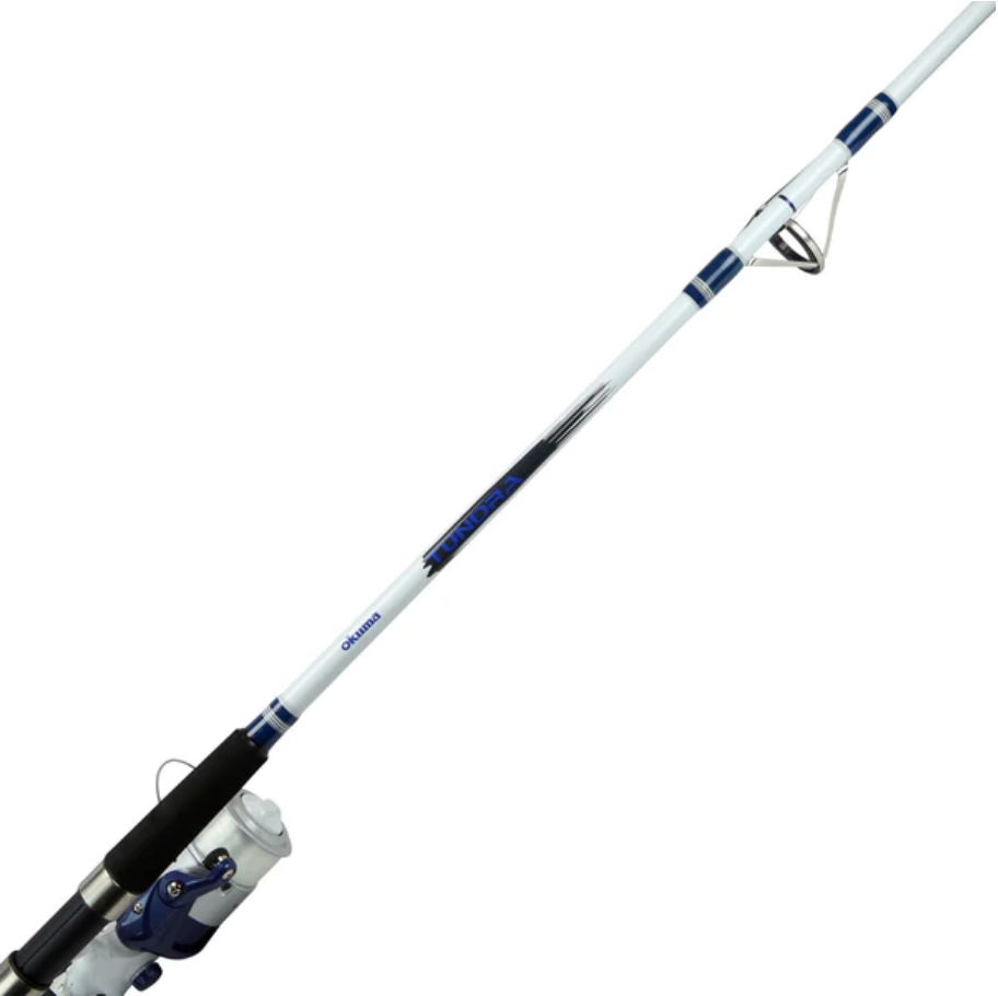 Okuma Tundra Baitfeeder Combo on white background