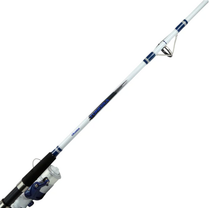 Okuma Tundra Baitfeeder Combo on white background