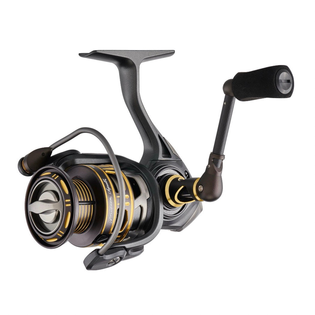 PFLUEGER SUPREME 30 XT SPINNING REEL 11BB 5.2